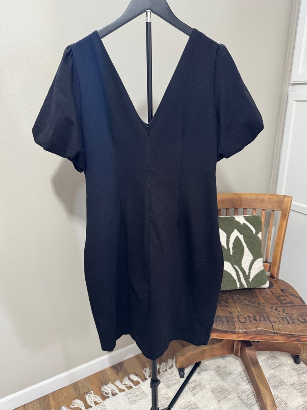 GUESS Black Ruched Front Mini Dress Size 16 Puff Sleeve - Picture 5 of 6